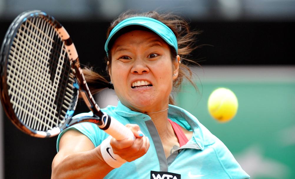 Li Na, 32 anni, ha vinto due Slam: Roland Garros nel 2011 e Austarlian Open di quest&#39;anno. E&#39; allenata da Carlos Rodriguez, gi coach della Henin